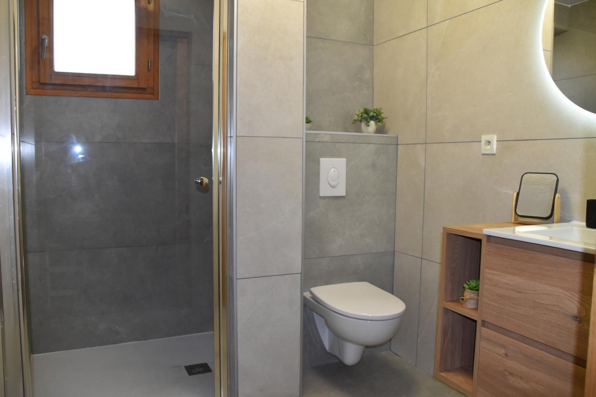 Appartement 6 places aux pieds des pistes avec piscine, wifi et parking privé PMR Orcières Exterior foto